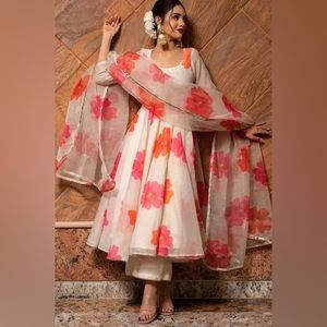 SOLD !Floral Shalwar Kameez NWOT